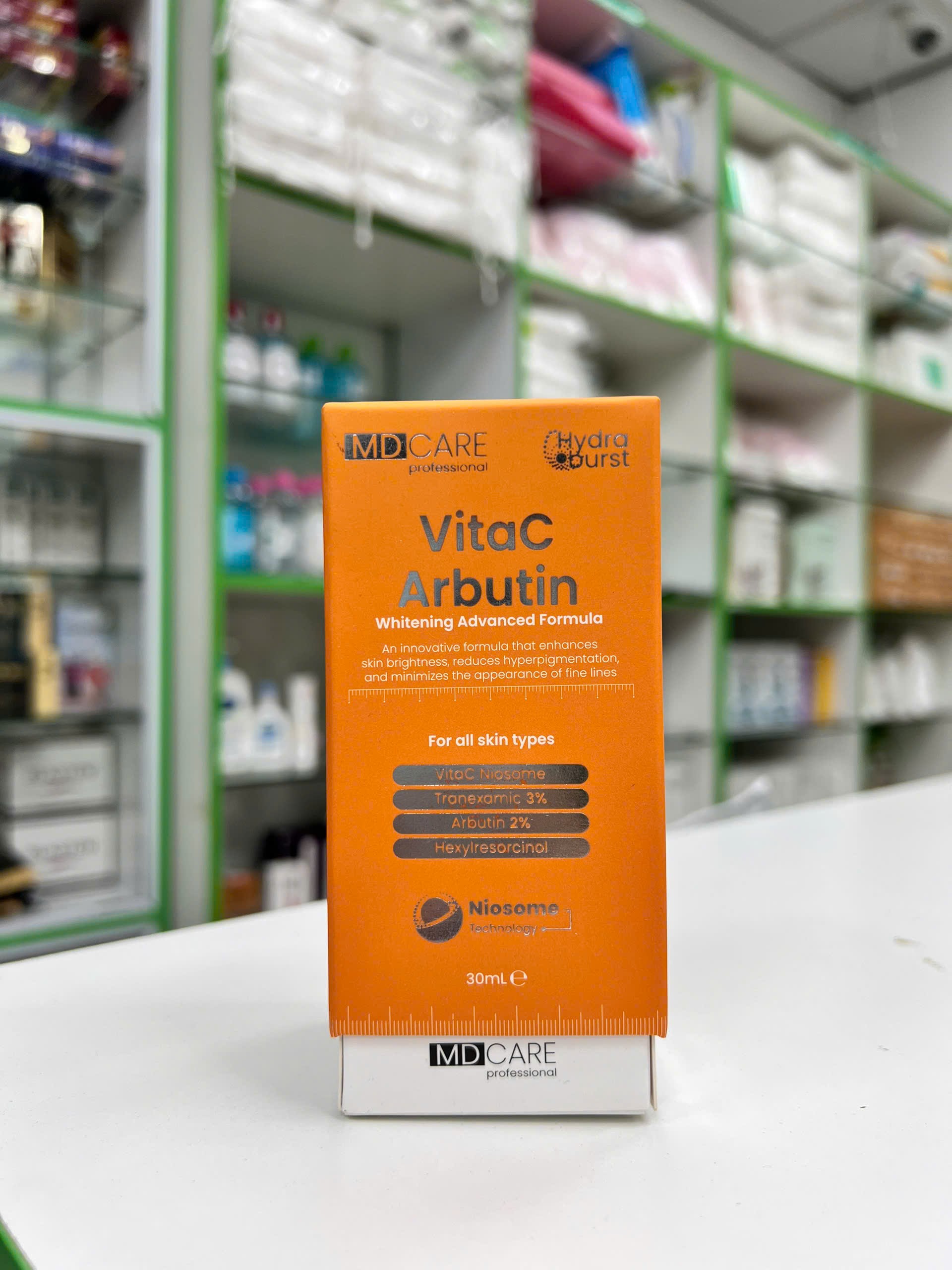 Serum Sáng Da, Chống Lão Hoá VitaC Arbutin — hộp sản phẩm MD Care Professional VitaC Arbutin màu cam trắng